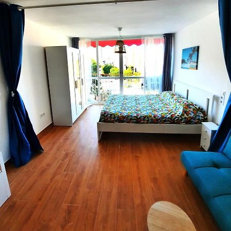 Playmon Holiday Apartment بينايدورم المظهر الخارجي الصورة