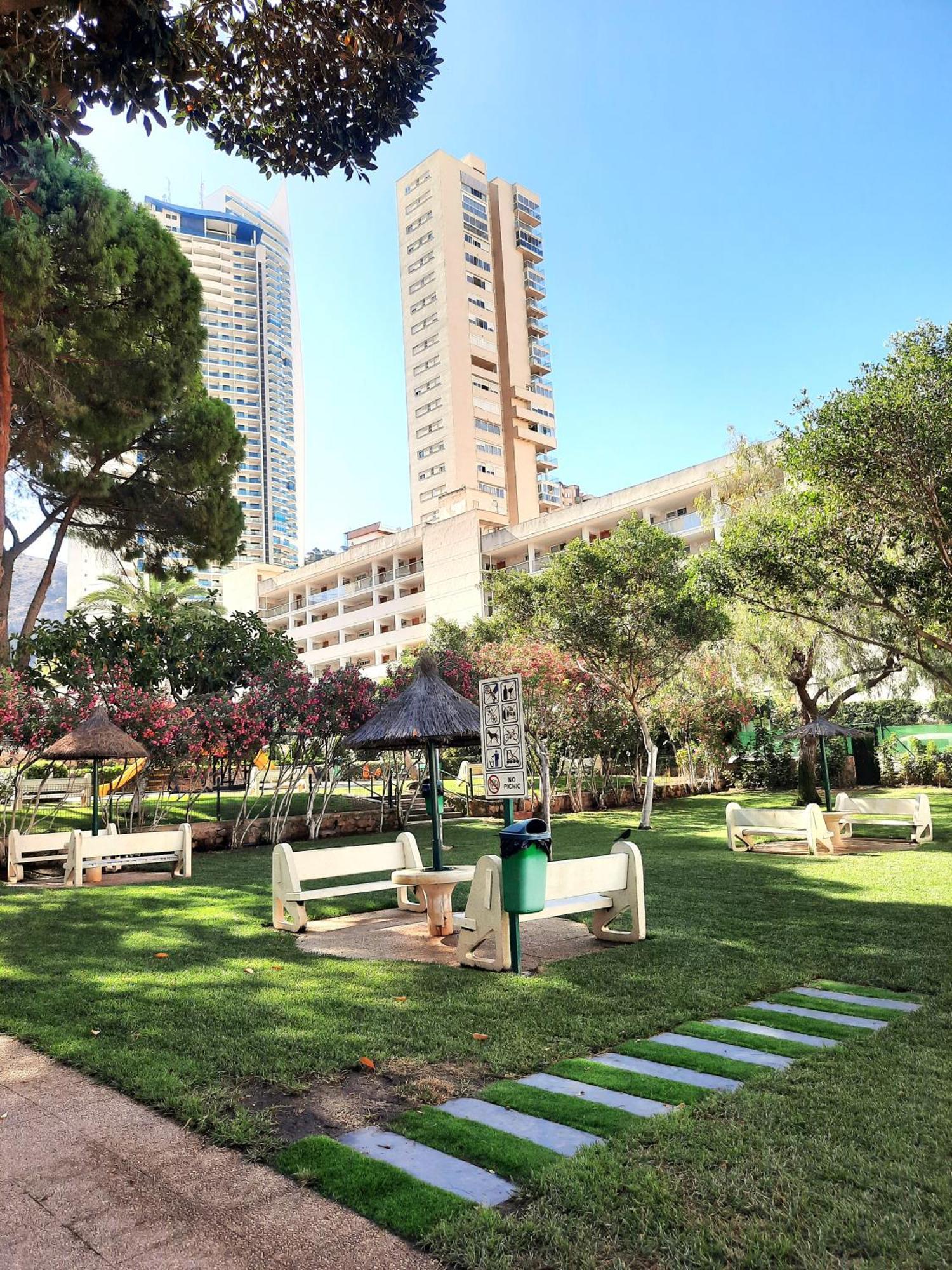 Playmon Holiday Apartment بينايدورم المظهر الخارجي الصورة